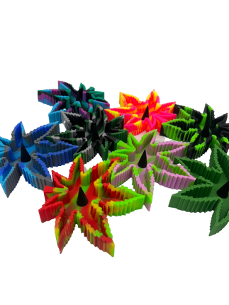 Marijuana plant shaped silicone ashtray with “debowler”