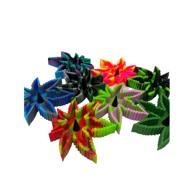 Marijuana plant shaped silicone ashtray with “debowler”